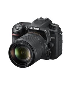 Cámara Nikon D7500 con lente kit 18-140 mm